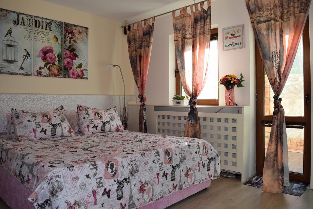 Boutique Villa Rosa Dei Venti Balchik Bagian luar foto